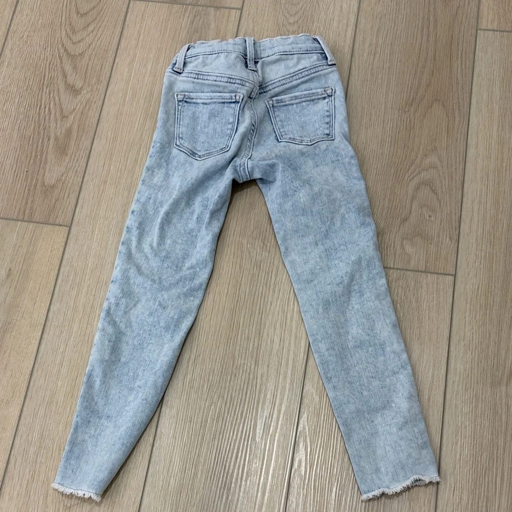 Old Navy Girls Light Blue Casual Distressed jeans
